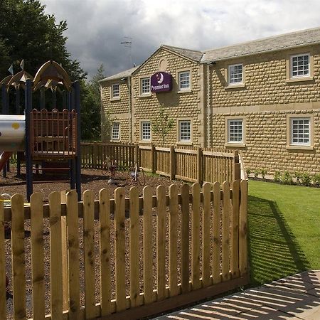 Premier Inn Skipton North Gargrave Ngoại thất bức ảnh