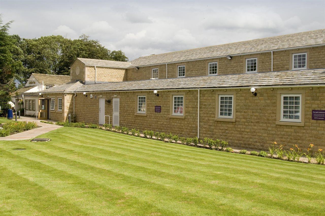 Premier Inn Skipton North Gargrave Ngoại thất bức ảnh